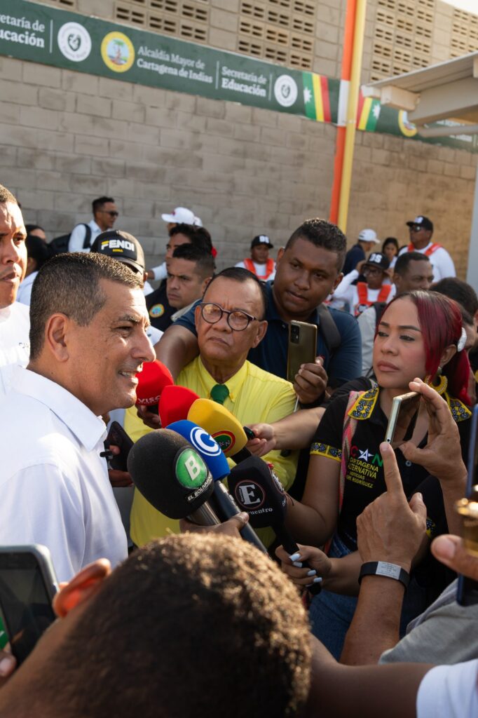Inauguraci&oacute;n IE Tierra Baja