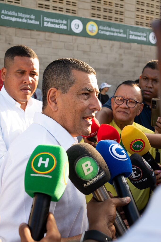 Inauguraci&oacute;n IE Tierra Baja
