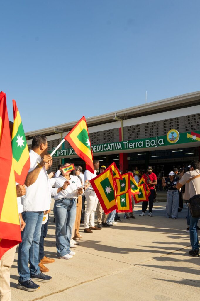 Inauguraci&oacute;n IE Tierra Baja