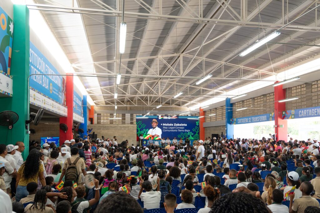 Inauguraci&oacute;n IE Tierra Baja