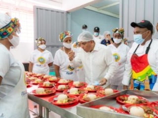 Inauguraci&oacute;n IE Santa Maria