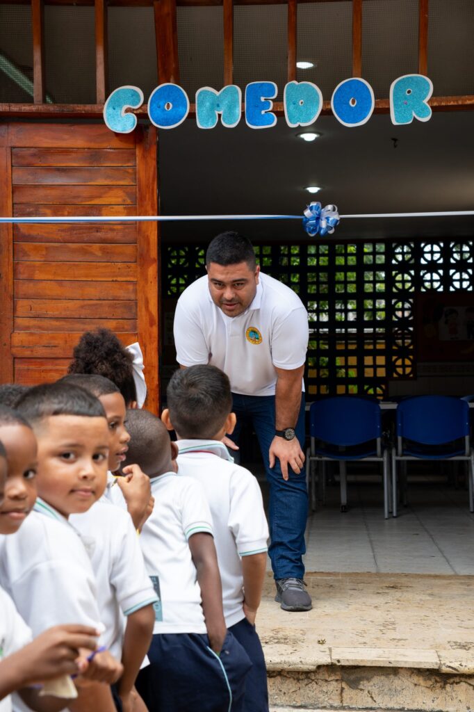 Inauguraci&oacute;n Bar&uacute; IE Luis Felipe Cabrera