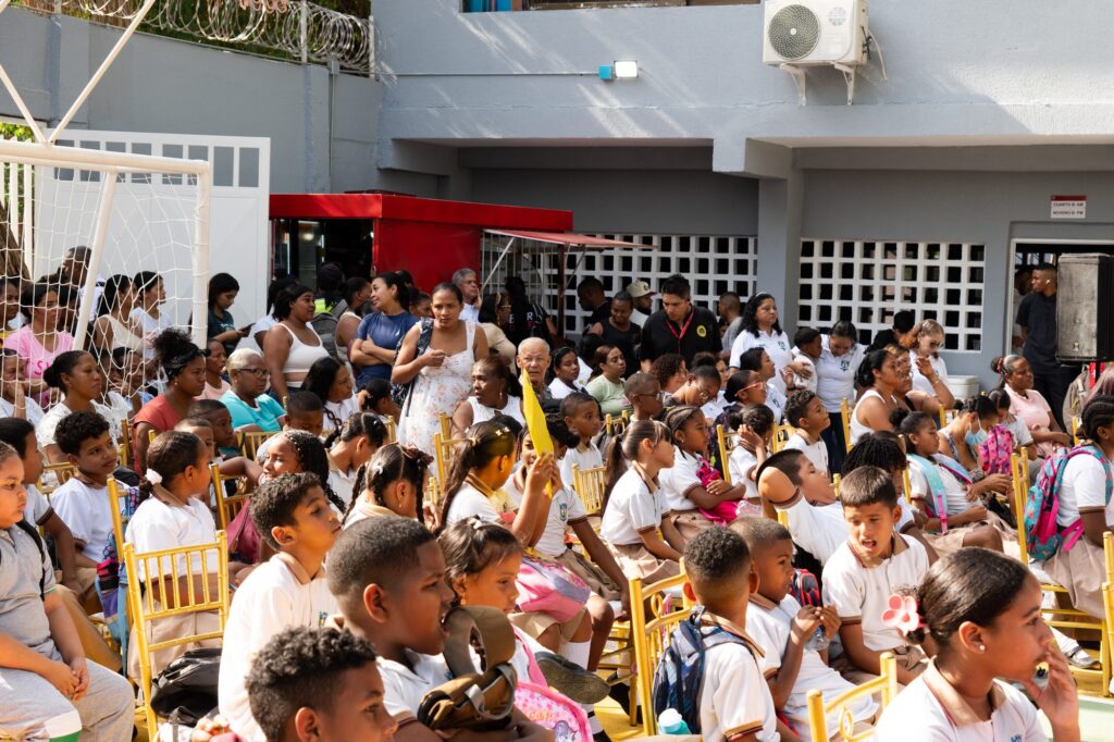 Inauguraci&oacute;n IE Nuestra Se&ntilde;ora Perpetuo Socorro
