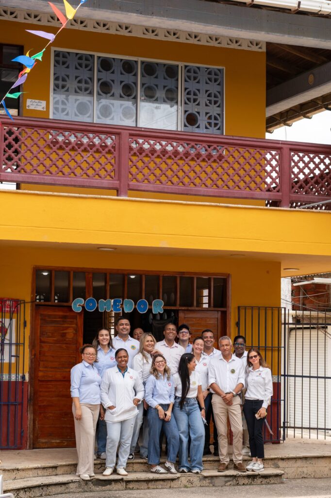 Inauguraci&oacute;n Bar&uacute; IE Luis Felipe Cabrera