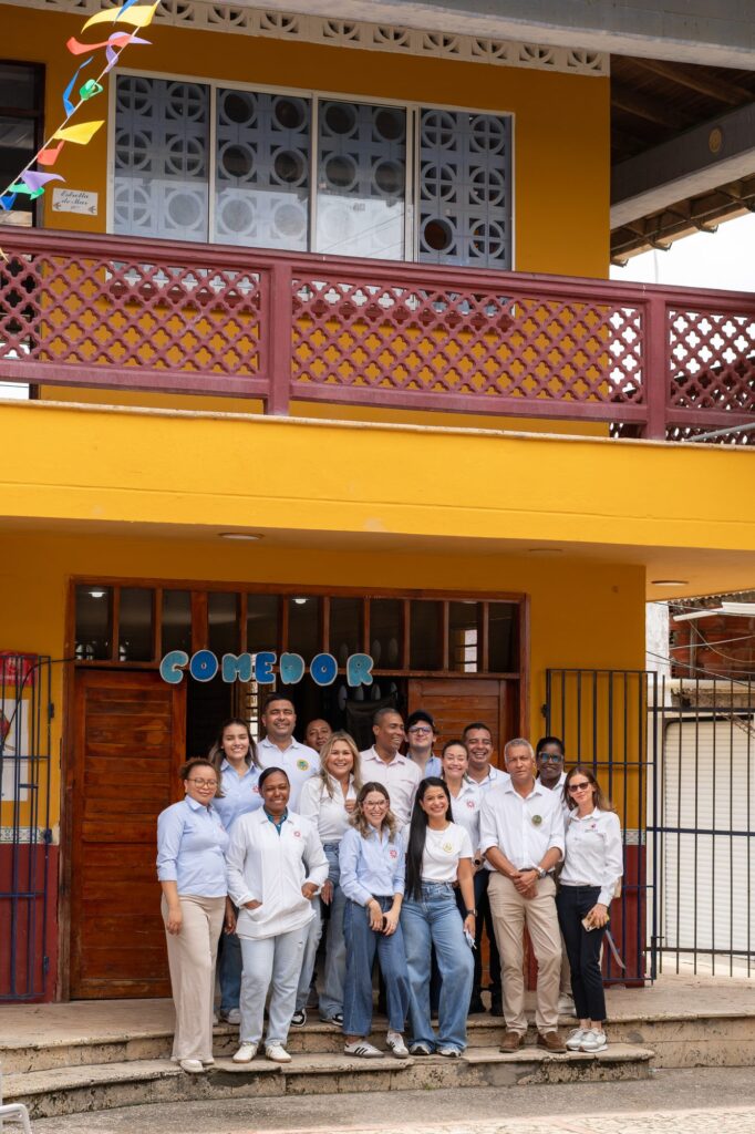 Inauguraci&oacute;n Bar&uacute; IE Luis Felipe Cabrera