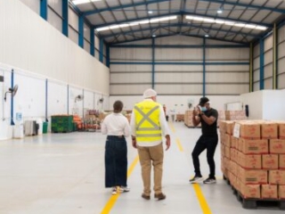 Visita Contralor&iacute;a y Patrulla PAE a Bodega