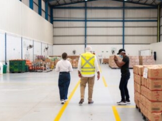 Visita Contralor&iacute;a y Patrulla PAE a Bodega