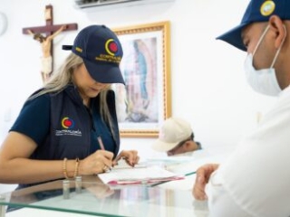 Visita Contralor&iacute;a y Patrulla PAE a Bodega