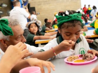 Inauguraci&oacute;n IE Tierra Baja