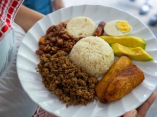 Men&uacute; Especial Bandeja Paisa