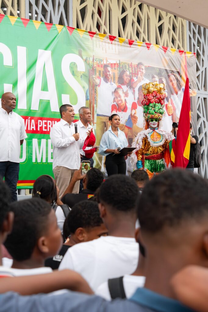 Inauguraci&oacute;n IE Jorge Artel