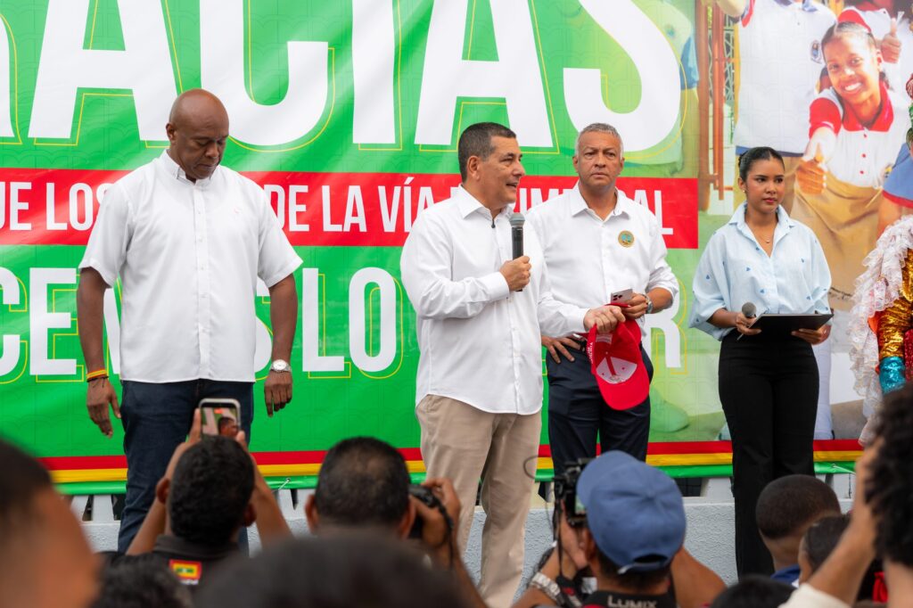 Inauguraci&oacute;n IE Jorge Artel