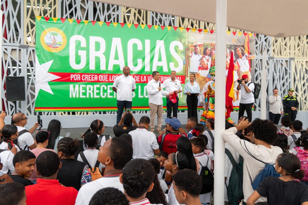 Inauguraci&oacute;n IE Jorge Artel
