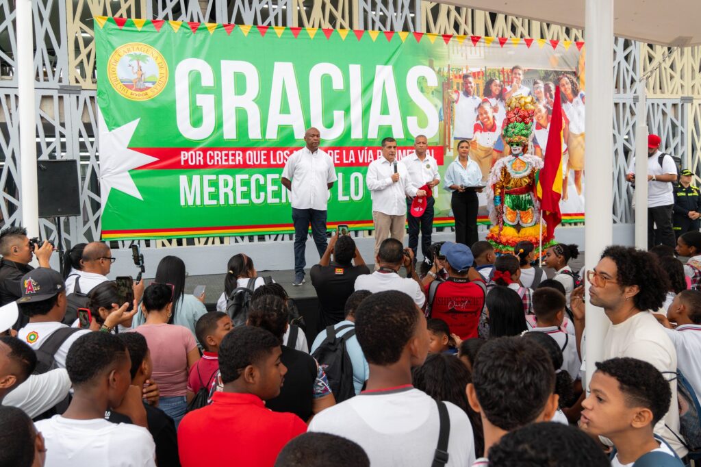 Inauguraci&oacute;n IE Jorge Artel