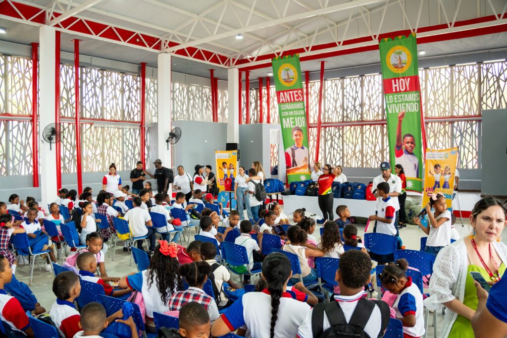 Inauguraci&oacute;n IE Jorge Artel