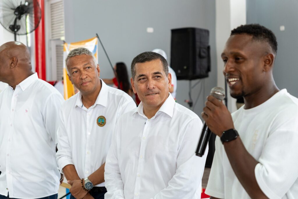 Inauguraci&oacute;n IE Jorge Artel