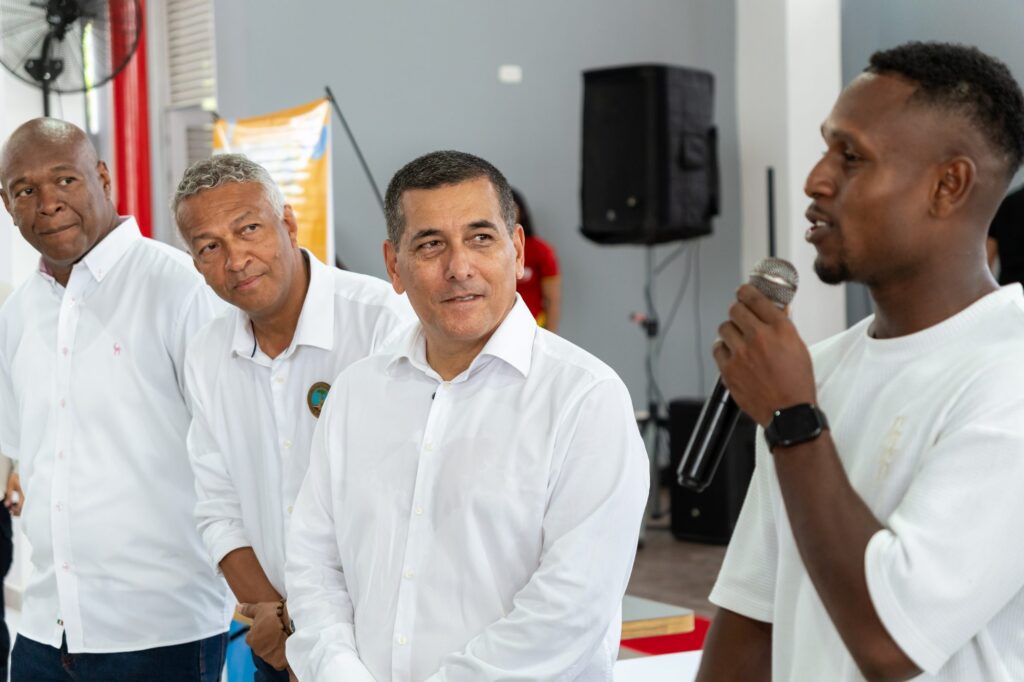 Inauguraci&oacute;n IE Jorge Artel