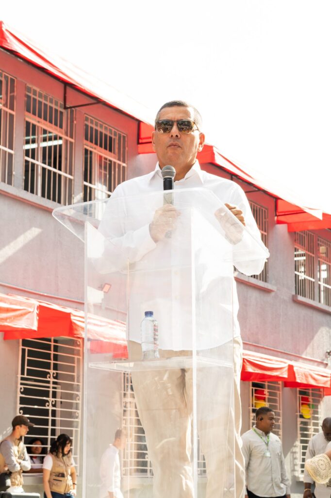 Inauguraci&oacute;n IE Santa Maria