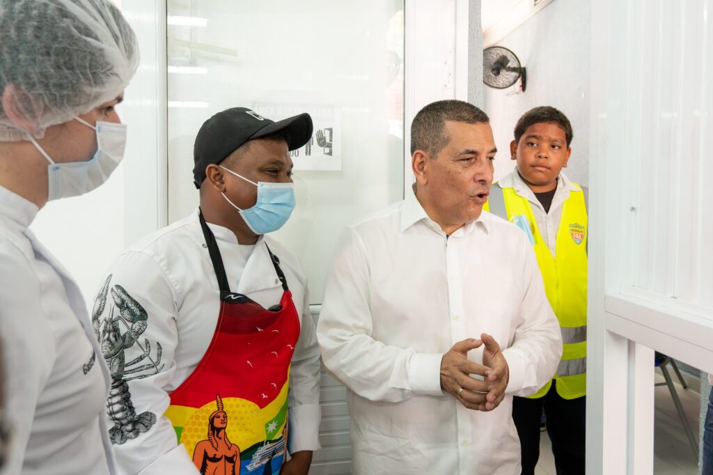 Inauguraci&oacute;n IE Santa Maria