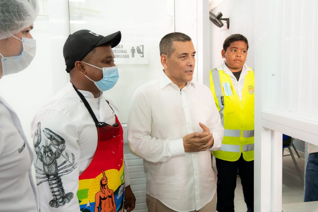 Inauguraci&oacute;n IE Santa Maria