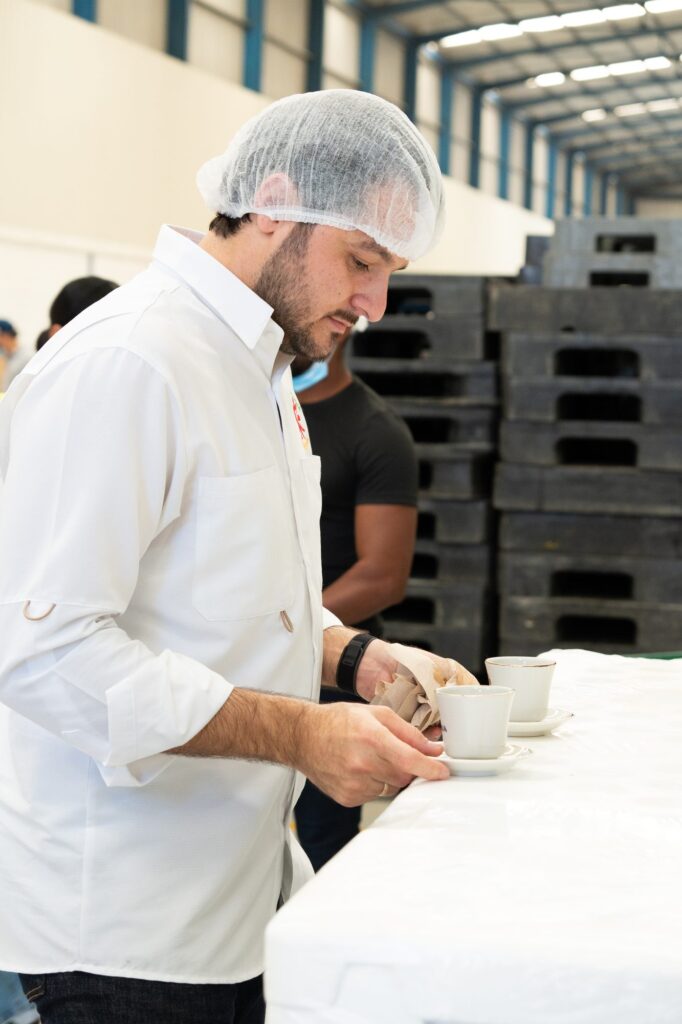 Visita Contralor&iacute;a y Patrulla PAE a Bodega