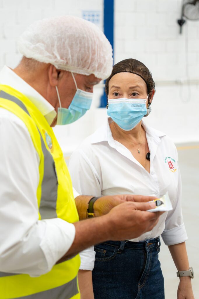 Visita Contralor&iacute;a y Patrulla PAE a Bodega