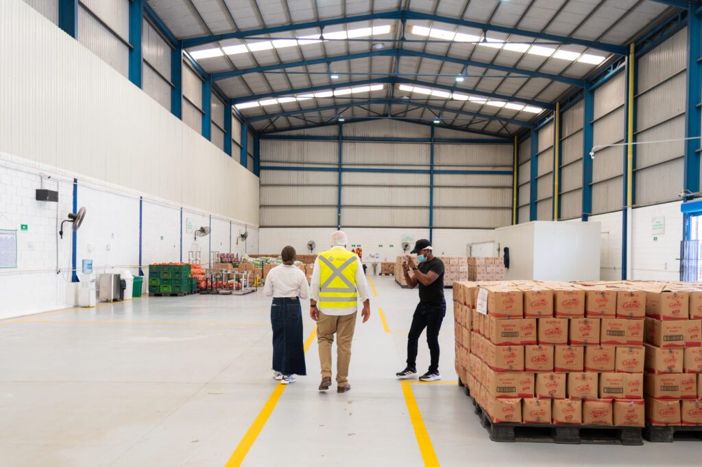 Visita Contralor&iacute;a y Patrulla PAE a Bodega