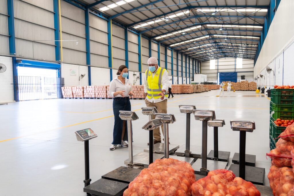 Visita Contralor&iacute;a y Patrulla PAE a Bodega