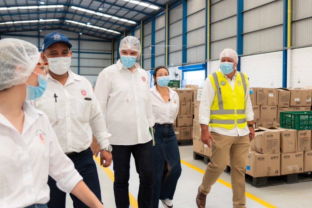 Visita Contralor&iacute;a y Patrulla PAE a Bodega