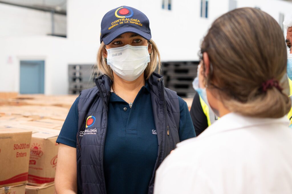 Visita Contralor&iacute;a y Patrulla PAE a Bodega