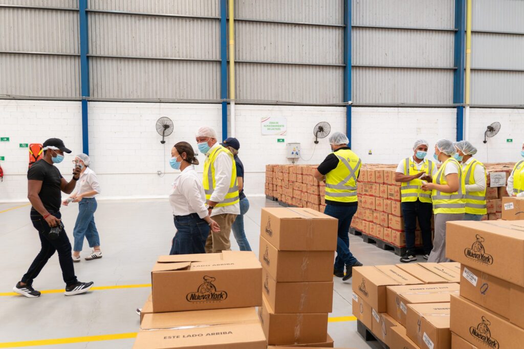 Visita Contralor&iacute;a y Patrulla PAE a Bodega