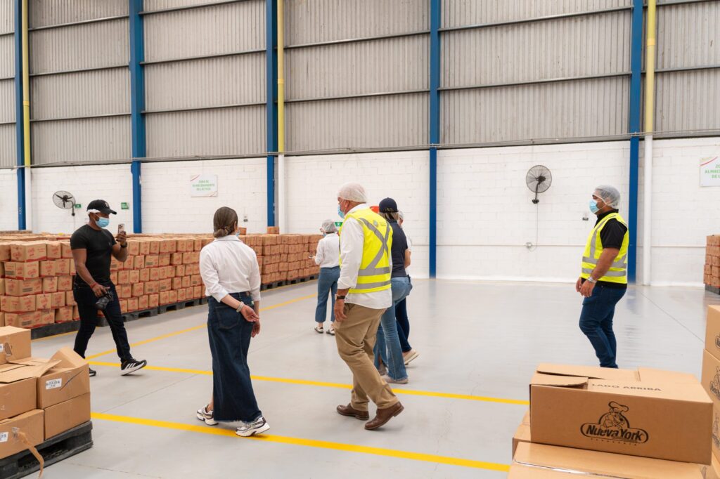 Visita Contralor&iacute;a y Patrulla PAE a Bodega