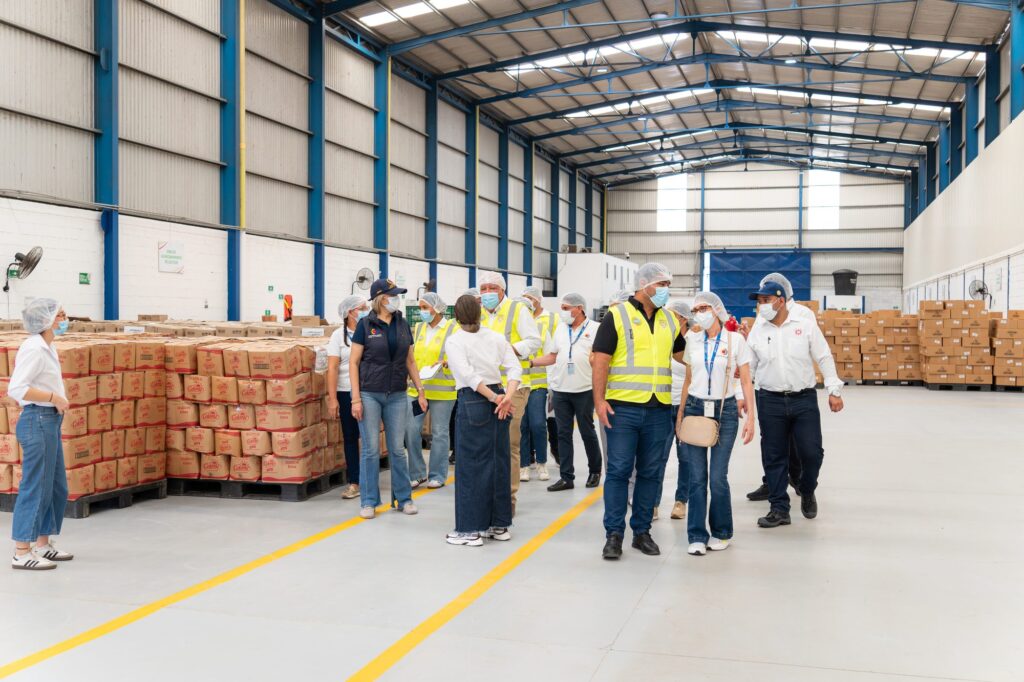 Visita Contralor&iacute;a y Patrulla PAE a Bodega
