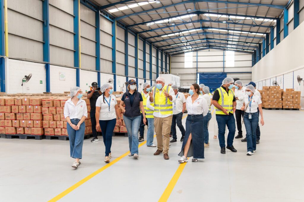 Visita Contralor&iacute;a y Patrulla PAE a Bodega