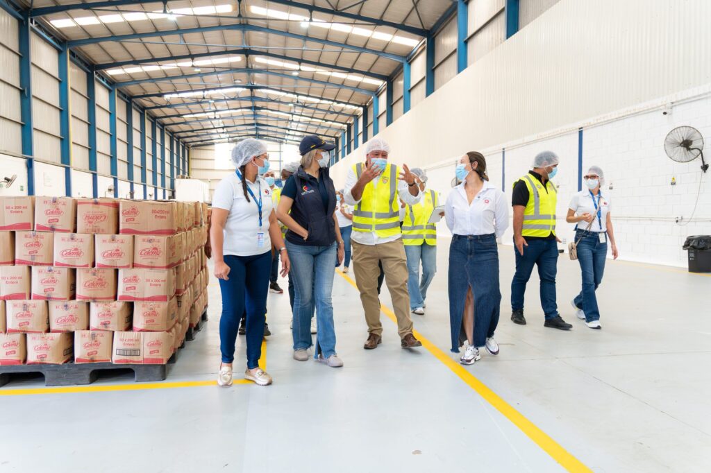 Visita Contralor&iacute;a y Patrulla PAE a Bodega