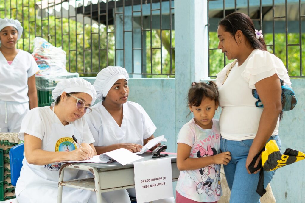 Entrega Paquetes IE Las Gaviotas