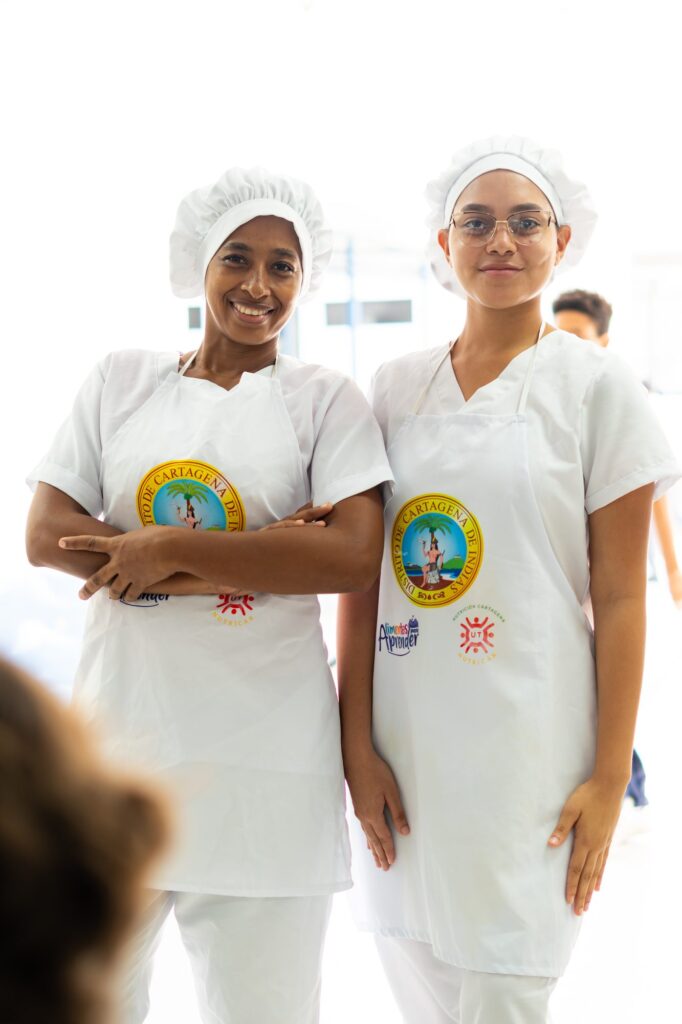 Entrega Paquetes Vacaciones Colegio Naval de Crespo