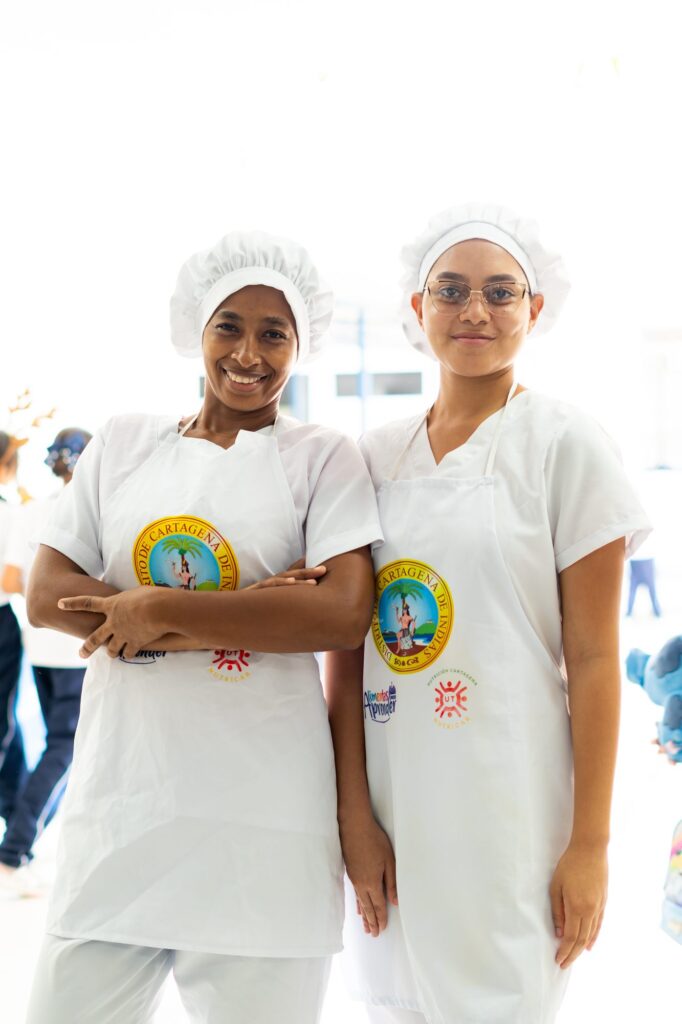 Entrega Paquetes Vacaciones Colegio Naval de Crespo