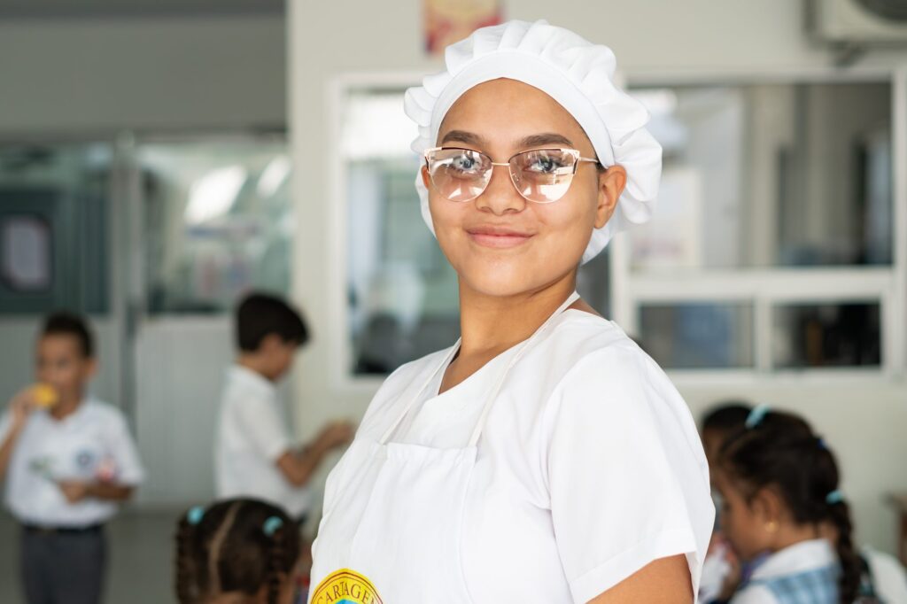 Entrega Paquetes Vacaciones Colegio Naval de Crespo