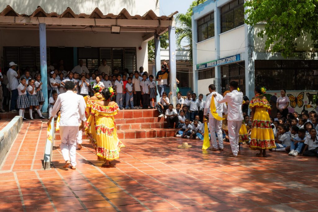 Visita Fe y Alegr&iacute;a El Progreso