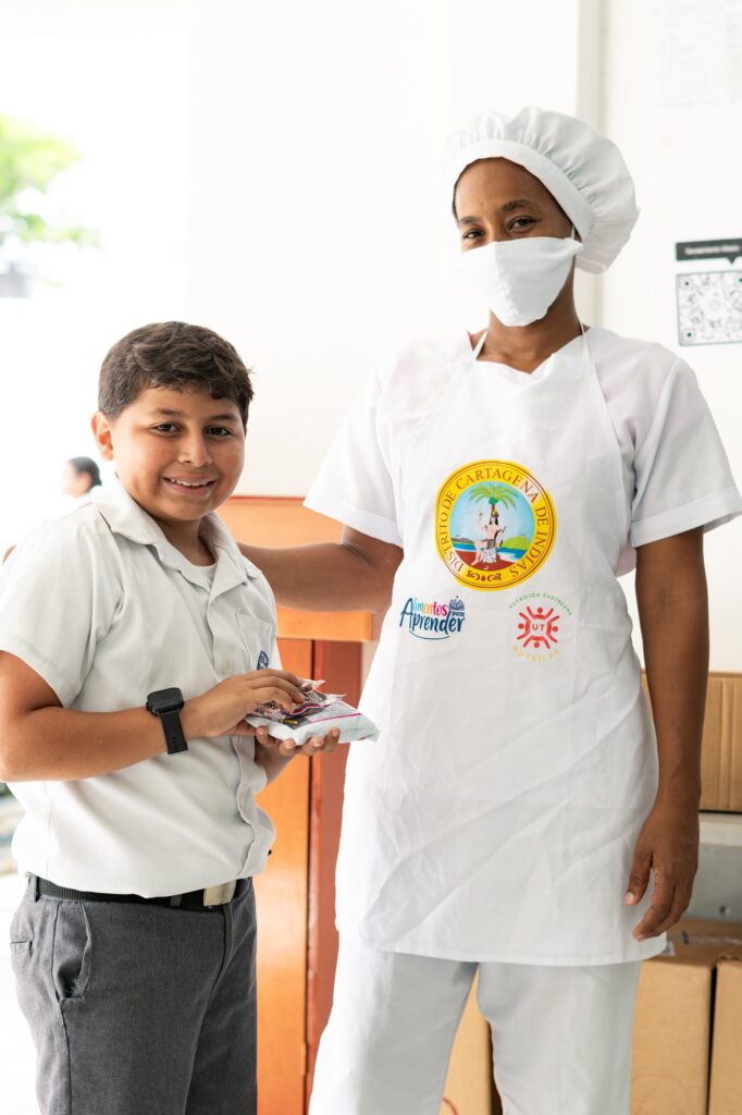 Entrega Paquetes Vacaciones Colegio Naval de Crespo