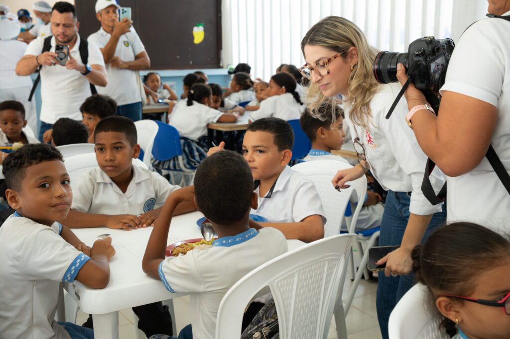 Visita Fe y Alegr&iacute;a El Progreso